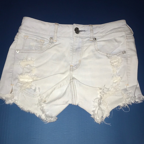 AE light wash shorts - Picture 2 of 4